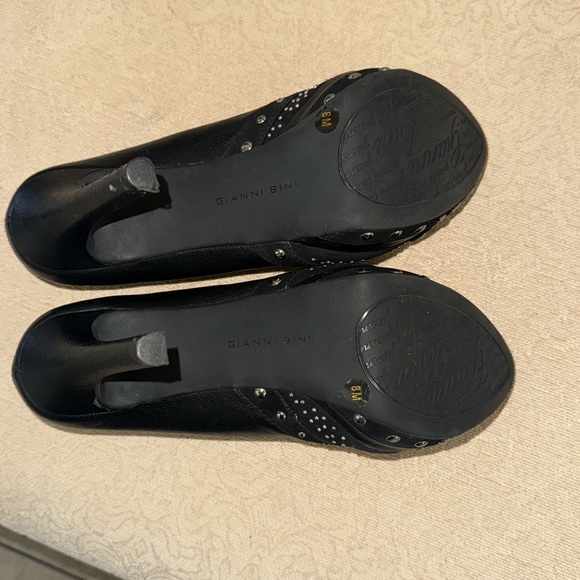 Gorgeous Gianni Bini , high heels - Picture 4 of 5